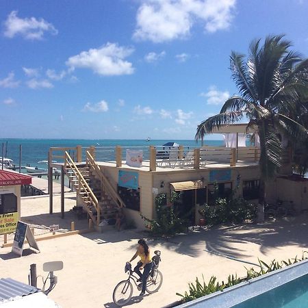 Popeye'S Beach Resort 산페드로 외부 사진