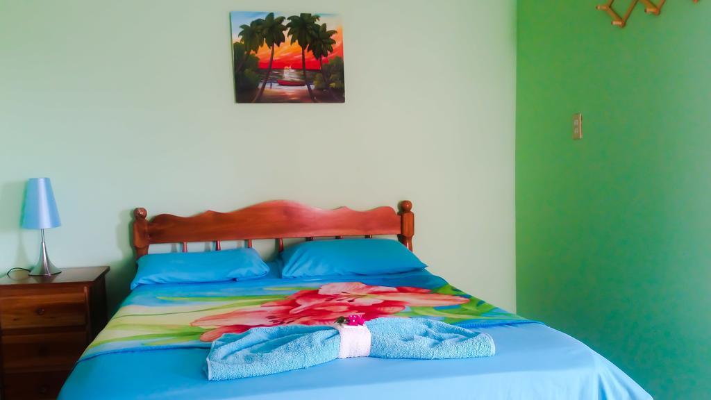 Popeye'S Beach Resort 산페드로 객실 사진