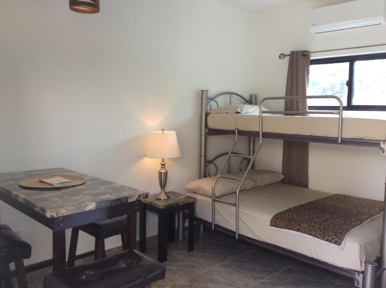 Popeye'S Beach Resort 산페드로 외부 사진